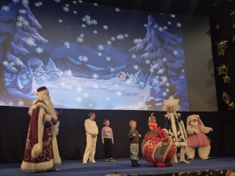 Благотворительная акция «Подарим Новый год детям» Благотворительная акция «Подарим Новый год детям»